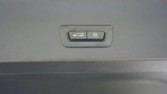 Photo of 2025 Black Sapphire Metallic BMW X3