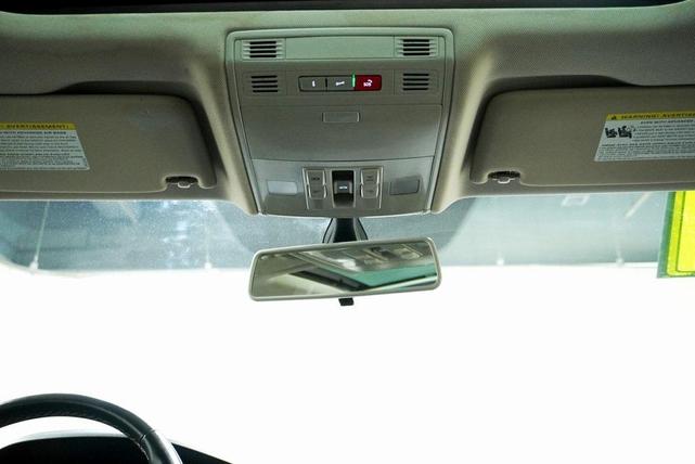 Photo of 2021 Platinum Gray Metallic Volkswagen Jetta