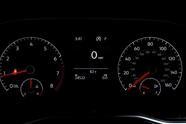 Photo of 2021 Platinum Gray Metallic Volkswagen Jetta