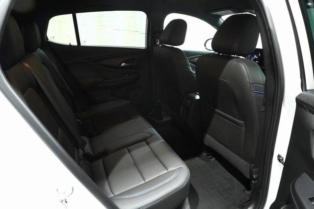 Photo of 2024 Summit White Buick Envista