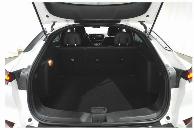 Photo of 2024 Summit White Buick Envista