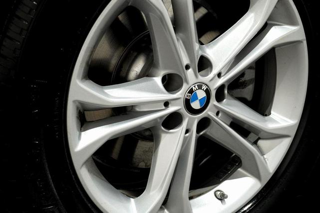 Photo of 2021 Phytonic Blue Metallic BMW X3
