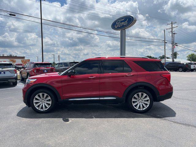 Photo of 2021 Rapid Red Metallic Tinted Clearcoat Ford Explorer