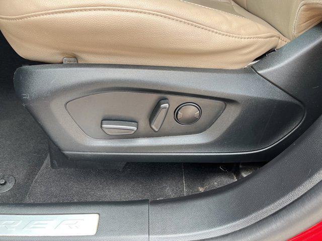Photo of 2021 Rapid Red Metallic Tinted Clearcoat Ford Explorer