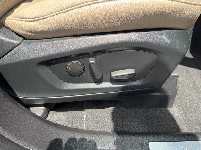 Photo of 2021 Rapid Red Metallic Tinted Clearcoat Ford Explorer