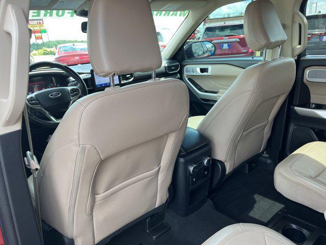 Photo of 2021 Rapid Red Metallic Tinted Clearcoat Ford Explorer