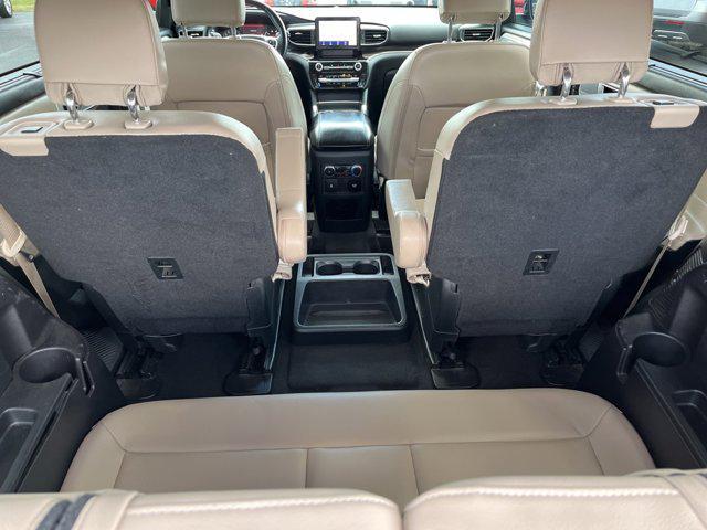 Photo of 2021 Rapid Red Metallic Tinted Clearcoat Ford Explorer