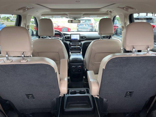 Photo of 2021 Rapid Red Metallic Tinted Clearcoat Ford Explorer