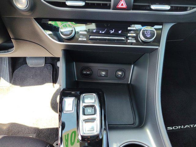 Photo of 2022 Calypso Red Hyundai SONATA