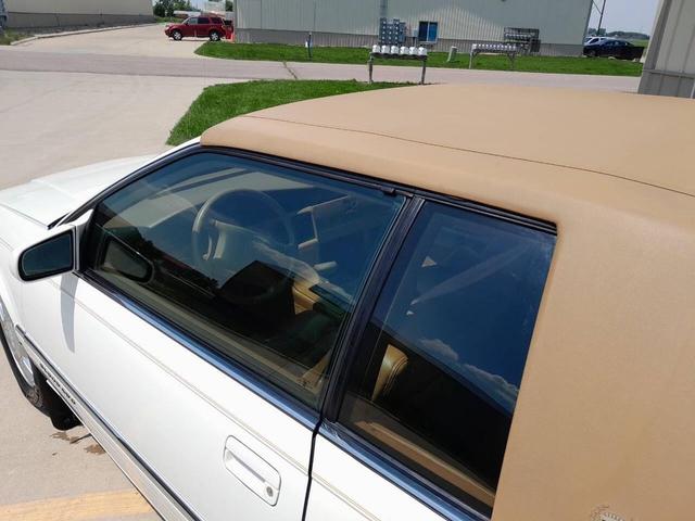 Photo of 1995 White Cadillac Eldorado
