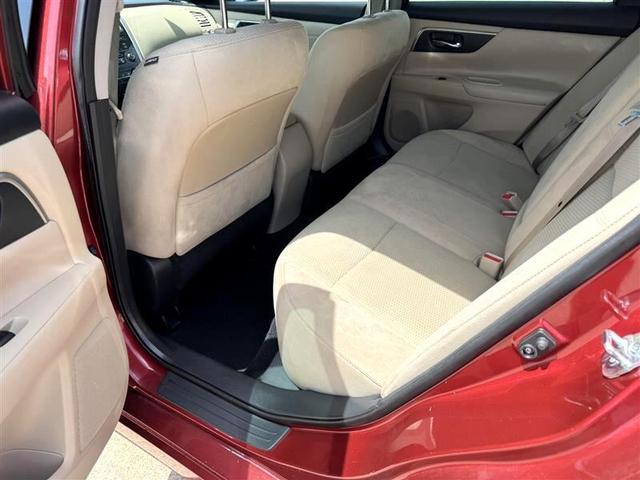 Photo of 2015 Cayenne Red Nissan Altima