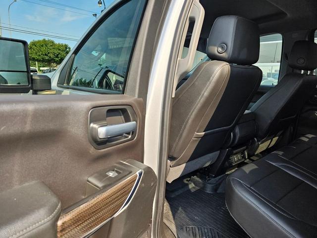 Photo of 2020 Silver Ice Metallic Chevrolet Silverado 2500