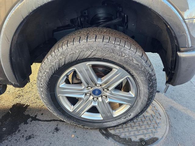 Photo of 2017 Magnetic Ford F-150
