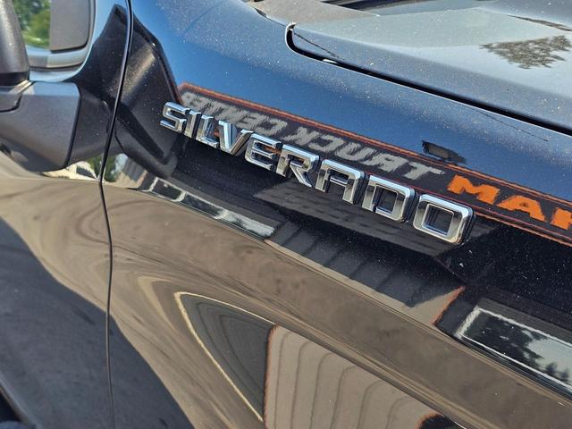 Photo of 2024 Black Chevrolet Silverado 1500