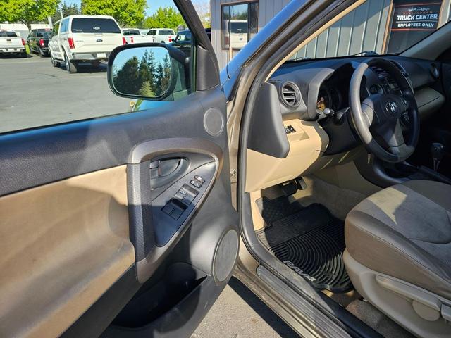 Photo of 2009 Sandy Beach Metallic Toyota RAV4