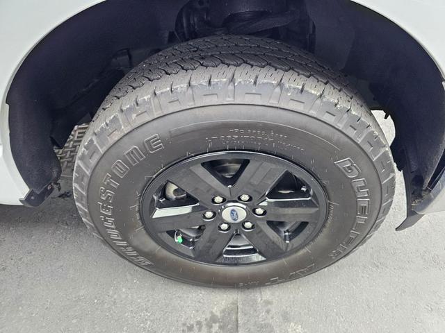 Photo of 2022 Oxford White Ford F-150