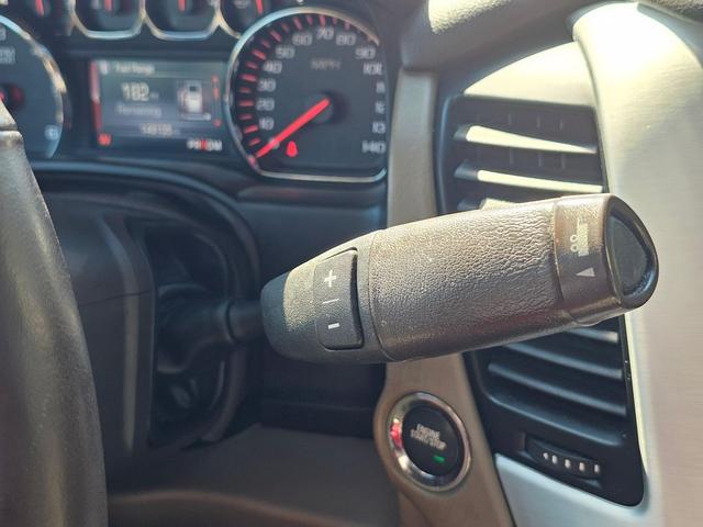 Photo of 2015 White Diamond Tricoat GMC Yukon