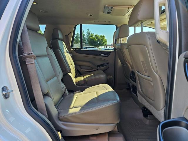 Photo of 2015 White Diamond Tricoat GMC Yukon