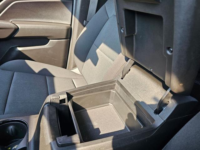 Photo of 2023 Glacier Blue Metallic Chevrolet Colorado