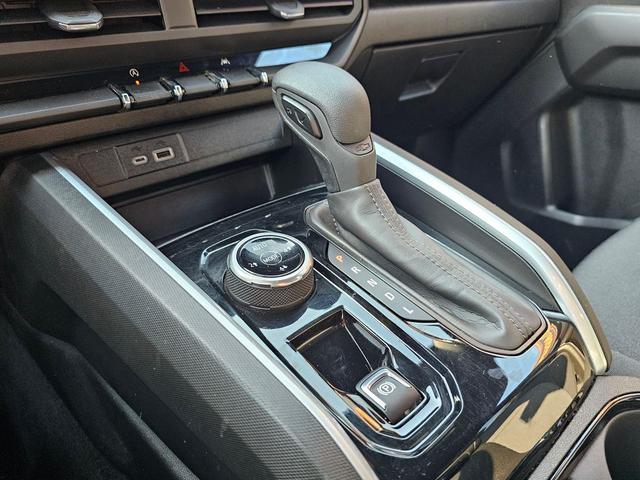 Photo of 2023 Glacier Blue Metallic Chevrolet Colorado