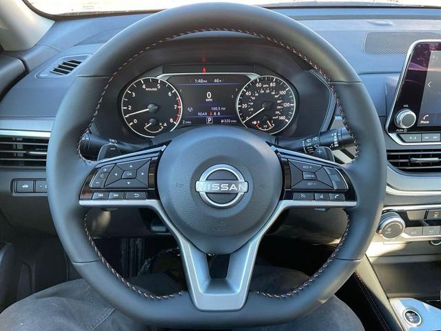Photo of 2025 Gun Metallic Nissan Altima