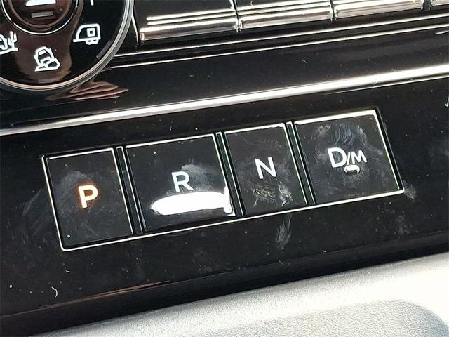 Photo of 2025 White Nissan Armada