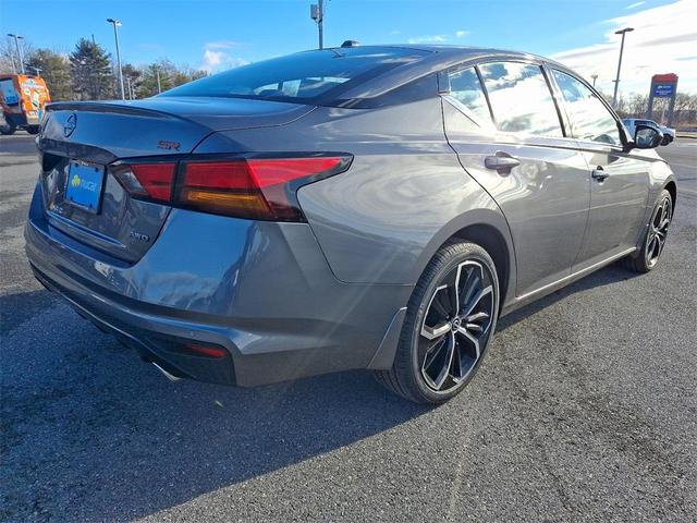 Photo of 2025 Gun Metallic Nissan Altima