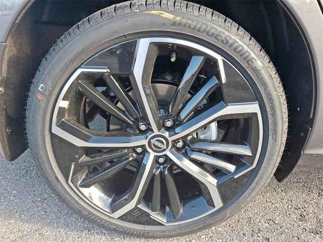Photo of 2025 Gun Metallic Nissan Altima