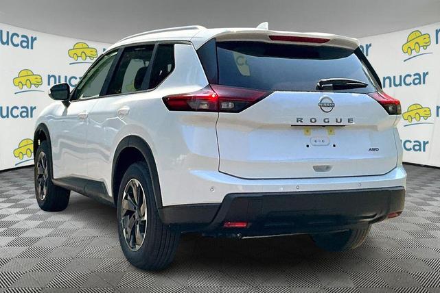 Photo of 2025 Everest White P Nissan Rogue