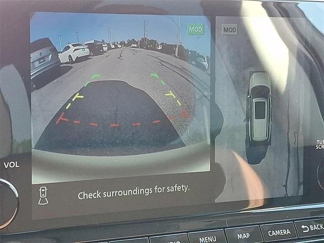 Photo of 2025 Everest White P Nissan Pathfinder