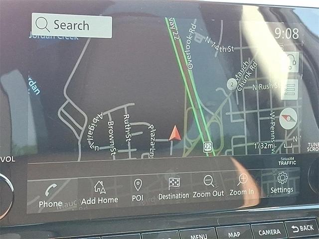 Photo of 2025 Everest White P Nissan Pathfinder