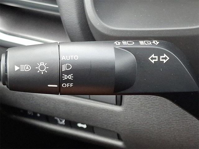 Photo of 2025 Black Nissan Rogue