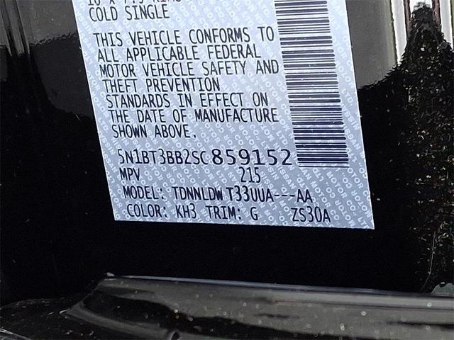 Photo of 2025 Black Nissan Rogue