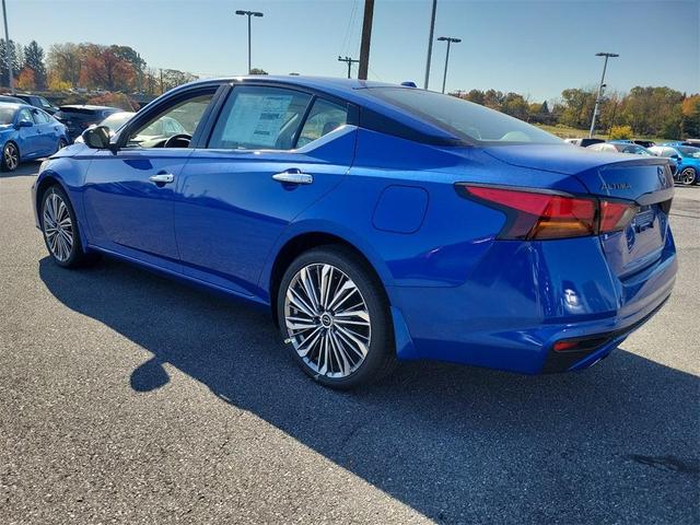 Photo of 2025 Bluestone Pearl Nissan Altima
