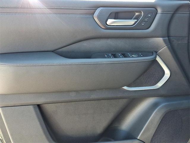 Photo of 2025 Black Nissan Armada