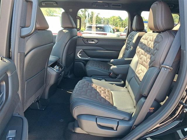 Photo of 2025 Black Nissan Armada