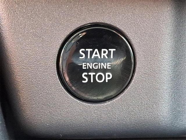 Photo of 2025 Everest White P Nissan Rogue