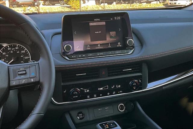 Photo of 2025 Everest White P Nissan Rogue