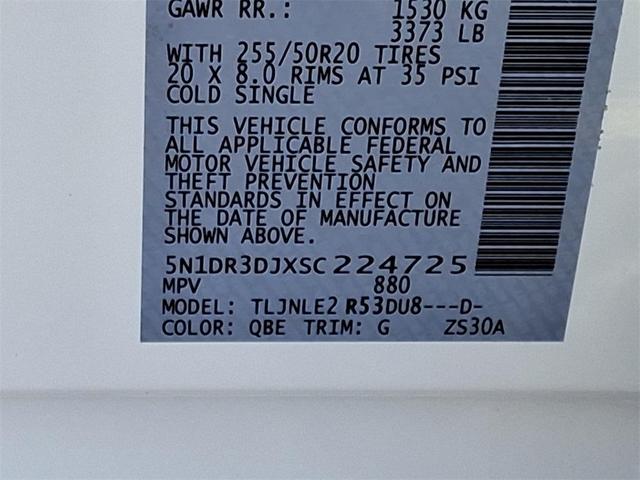 Photo of 2025 Everest White P Nissan Pathfinder