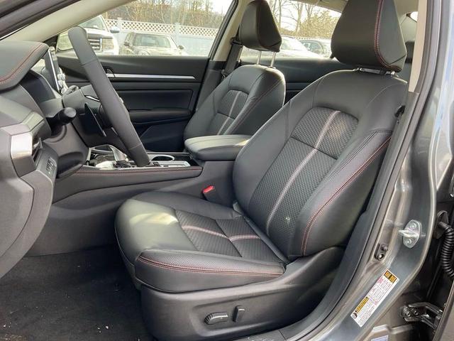Photo of 2025 Gun Metallic Nissan Altima