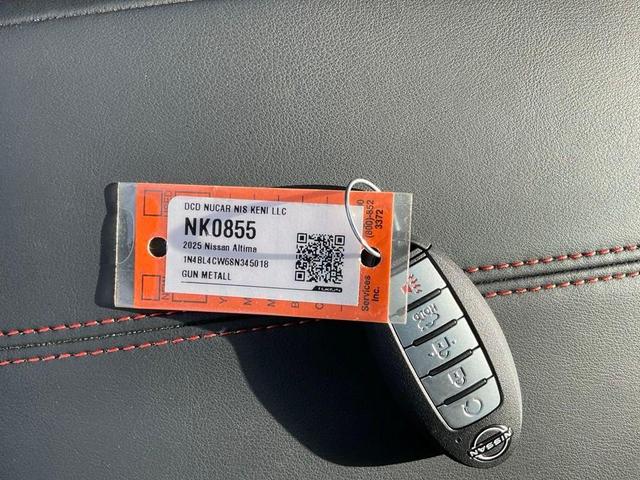 Photo of 2025 Gun Metallic Nissan Altima