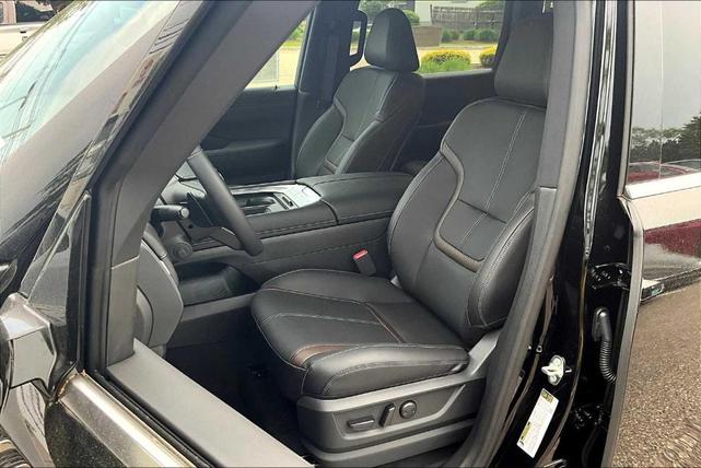 Photo of 2025 Black Nissan Armada
