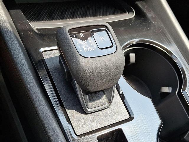 Photo of 2025 Gun Metallic Nissan Rogue