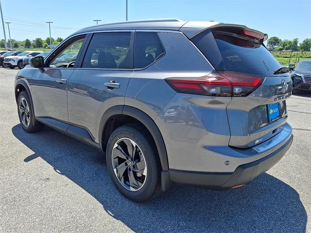 Photo of 2025 Gun Metallic Nissan Rogue
