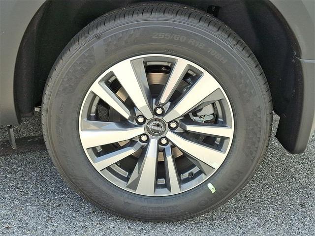 Photo of 2025 Gun Metallic Nissan Pathfinder