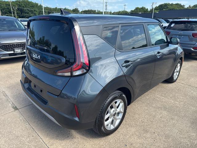 Photo of 2023 Gravity Gray Kia Soul