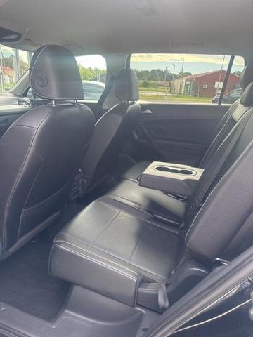 Photo of 2021 Deep Black Volkswagen Tiguan