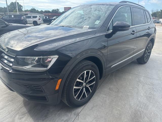 Photo of 2021 Deep Black Volkswagen Tiguan
