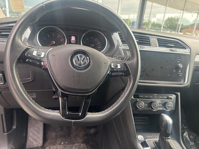 Photo of 2021 Deep Black Volkswagen Tiguan