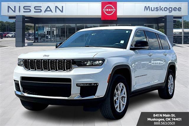 Photo of 2021 Bright White Clearcoat Jeep Grand Cherokee L